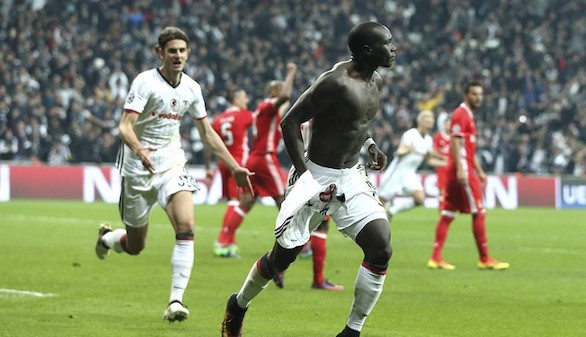El Besiktas remonta al Benfica un 0-3 hasta lograr las tablas | 3-3