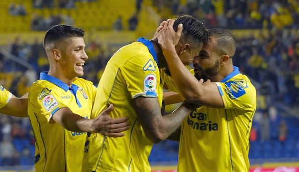 El juego alegre de Las Palmas deshace al Sporting | 1-0