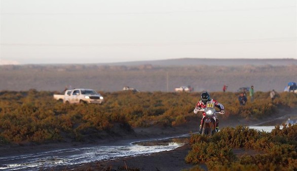 Dakar. Loeb indigesta a Peterhansel y Sunderland se proyecta