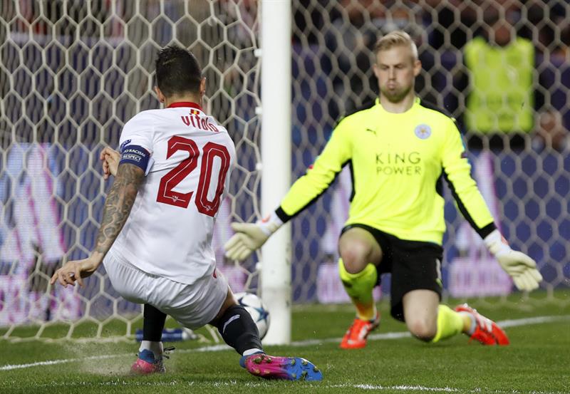 Liga de Campeones. El Sevilla domina y daña a un Leicester que sale vivo | 2-1