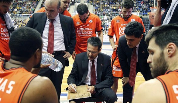 ACB. El Valencia gana el duelo de líderes y el Real Madrid se desploma