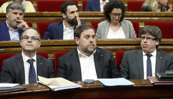 El consejero de Presidencia del Govern amenaza con denunciar a la Guardia Civil