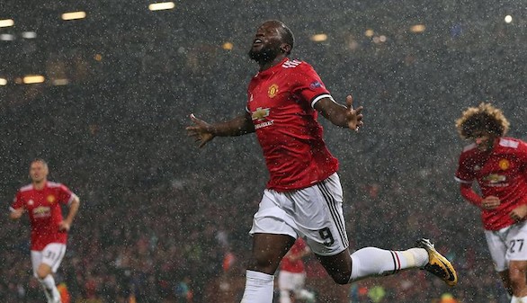 El United de Mourinho vuelve a la Champions con goleada al Basilea | 3-0