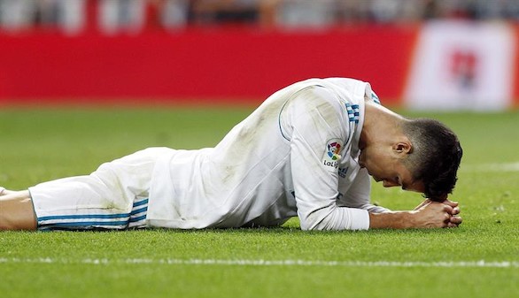 La épica le falla a un Madrid atascado y el Betis gana en el Bernabéu | 0-1