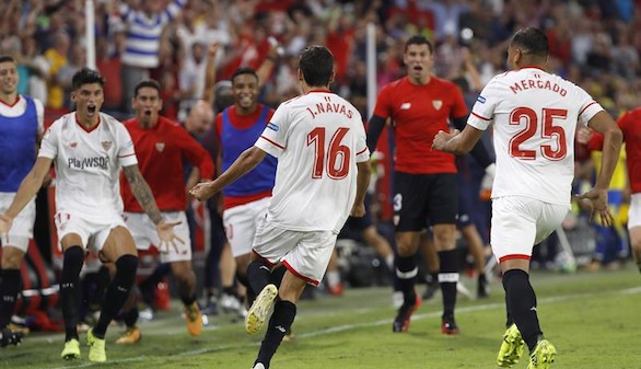 Jesús Navas salva al Sevilla y ahonda en la crisis de Las Palmas | 1-0