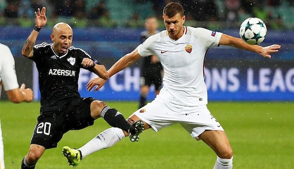 La Roma más industrial saca tres puntos del débil Qarabag | 1-2