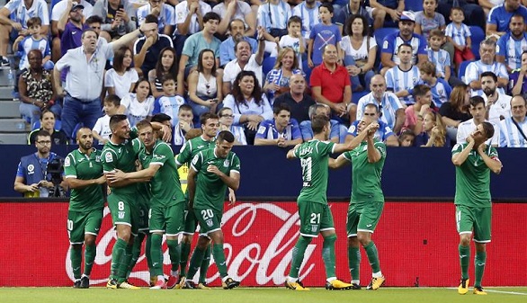 El Leganés se propulsa sobre un Málaga que tiene a Míchel al borde del abismo | 0-2