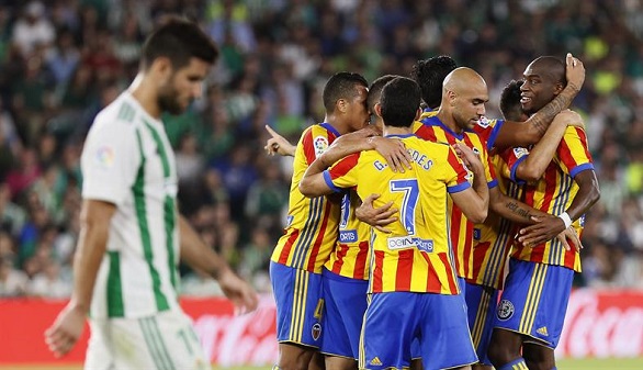 El Valencia se pone segundo tras la bacanal goladora ante el Betis | 3-6