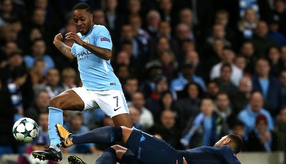 El City sufre para tumbar al Nápoles pero se asoma a los octavos | 2-1