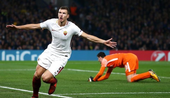 La Roma sorprende al Chelsea en Stamford Bridge y se mete en la batalla | 3-3