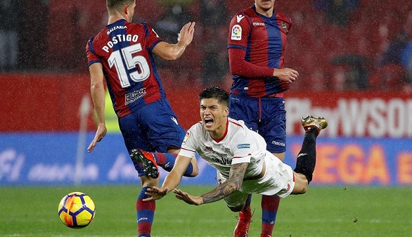 Berizzo vuelve ante el Levante para certificar la crisis del Sevilla | 0-0