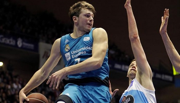 ACB. El Real Madrid se destaca como líder, con récord de triples y crisis del Barcelona