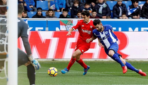 El Alavés gana al Sevilla y avisa a Montella | 1-0