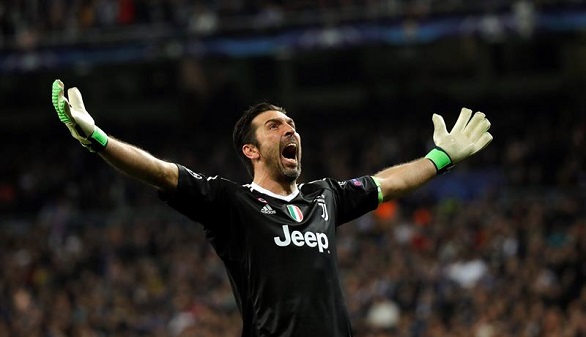 Buffon, sobre el árbitro: 