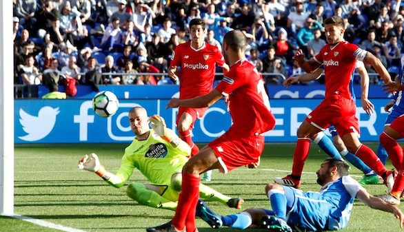 Deportivo y Sevilla se condenan a seguir sufriendo | 0-0