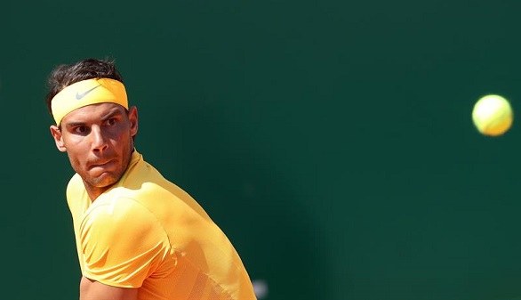 Nadal debuta con seriedad en el Godó y Djokovic se la pega