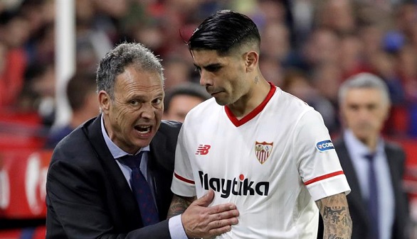 El Sevilla renace con Caparrós y elimina a la Real Sociedad | 1-0