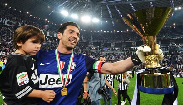 Buffon dice adiós a la Juventus y a Italia: la leyenda se acerca a la jubilación