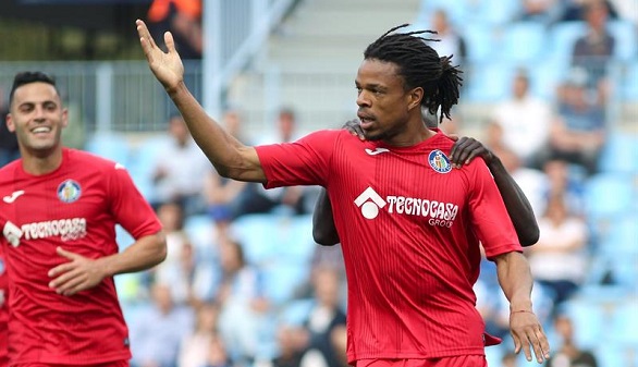 Getafe y Málaga celebran el final de Liga, por diversos motivos | 0-1
