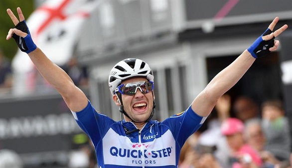 Giro. Schachmann planta bandera en Prato Nevoso y Yates empieza a ceder