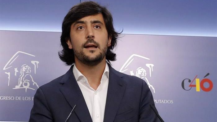 Toni Roldán y Javier Nart abandonan Ciudadanos por los pactos sellados en este mes