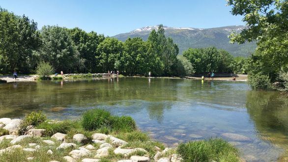 Cuatro piscinas naturales para sofocar el calor en Madrid