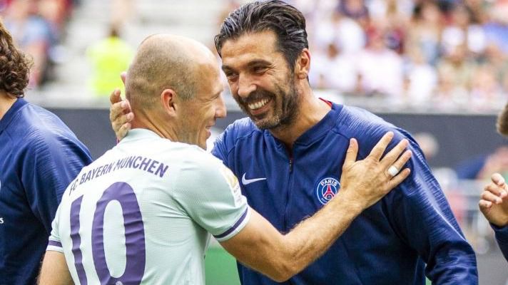 Cerezo se harta de Griezmann, Buffon vuelve a la Juventus y Robben se retira