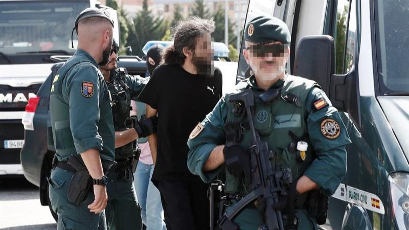 Vea cómo la Guardia Civil detiene al peligroso yihadista de Pamplona