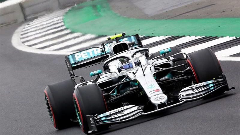 GP Gran Bretaña. Bottas le gana a Lewis Hamilton la 'pole'