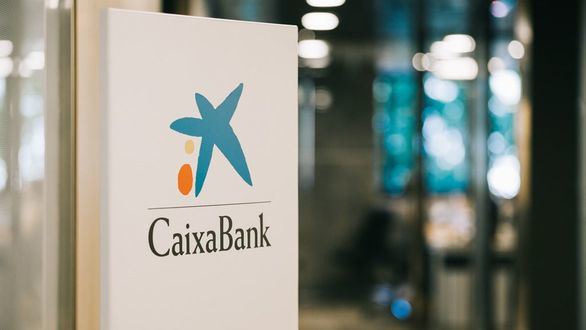 CaixaBank obtiene un beneficio semestral de 622 millones tras asumir el coste del acuerdo laboral