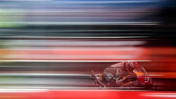Moto GP. Exhibición de Márquez para salir desde la primera plaza