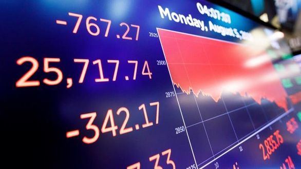 Wall Street sufre la peor caída del año por el miedo a la guerra de divisas con China