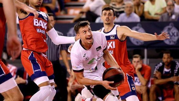 El Baxi Manresa se estrena con buen sabor ante Unicaja |79-69