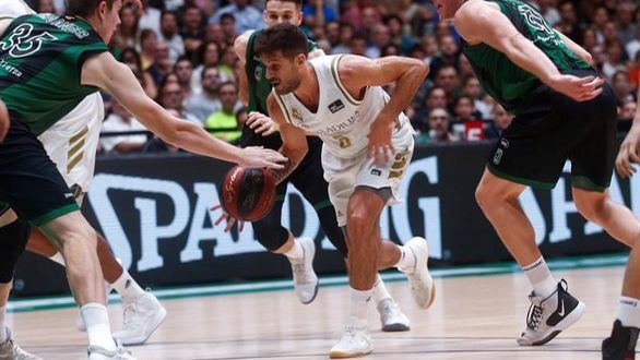 ACB. Laprovittola vurelve a Badalona ganando con el Real Madrid | 69-88