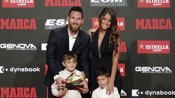 Messi recibe su sexta Bota de Oro y el Barcelona eludirá la huelga secesionista