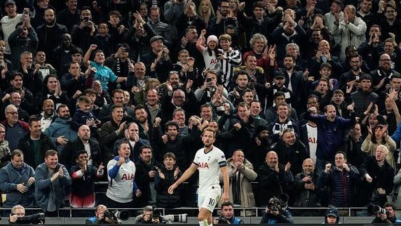 El Tottenham toma oxígeno usando al Estrella Roja | 5-0