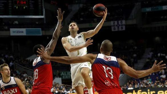 ACB. El Real Madrid sigue liderando y el Barcelona se la pega en Zaragoza