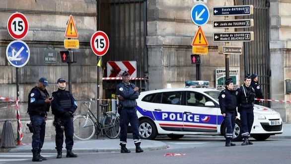 Detenido por intentar prender fuego a una mezquita y herir a dos personas