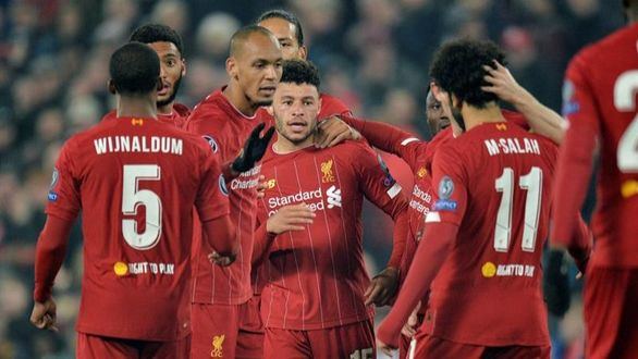 El Liverpool sufre ante el Genk para ser líder en Europa e Inglaterra | 2-1
