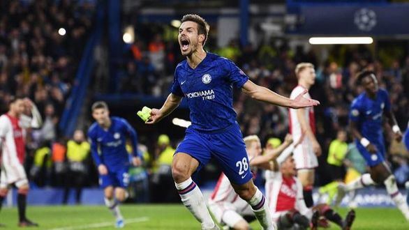 El Ajax brilla e implosiona ante el guerrero Chelsea | 4-4