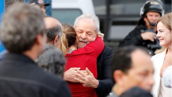 El expresidente Lula, libre tras 19 meses en prisión por corrupción