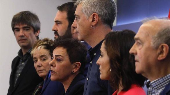 Bildu mantiene contactos con JxCat y ERC para tratar la investidura