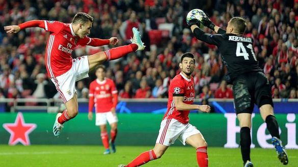 El Benfica renace para arrollar al Zenit y jugar la Europa League | 3-0