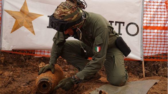 La ciudad italiana de Brindisi, evacuada por una bomba de la II Guerra Mundial