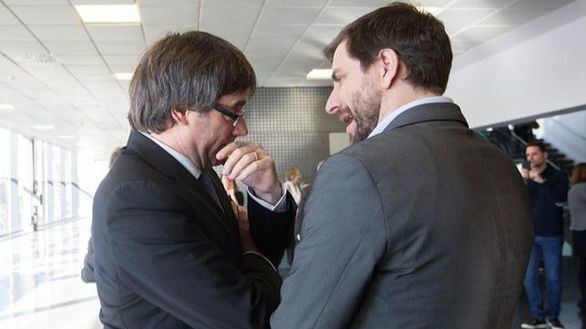 La Eurocámara levanta la prohibición de acceso a Puigdemont y Comín