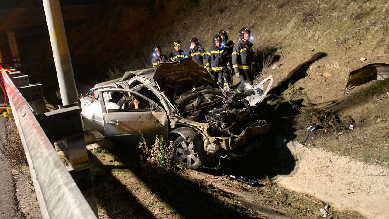 Fallecen tres jóvenes de 20 años en un accidente de tráfico en Madrid