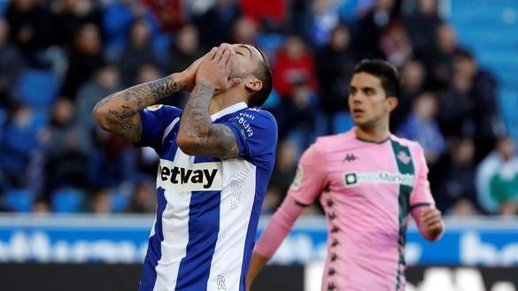 El Betis sobrevive a su destino en Mendizorroza | 1-1