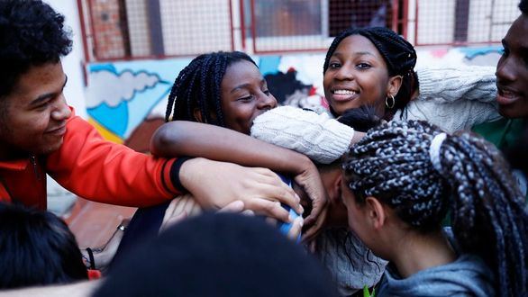 Más de 157.000 personas participan en el programa de interculturalidad de ”la Caixa”