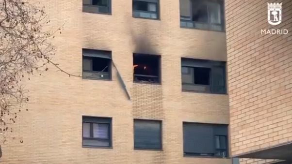 Un muerto y un herido grave en un incendio en Carabanchel