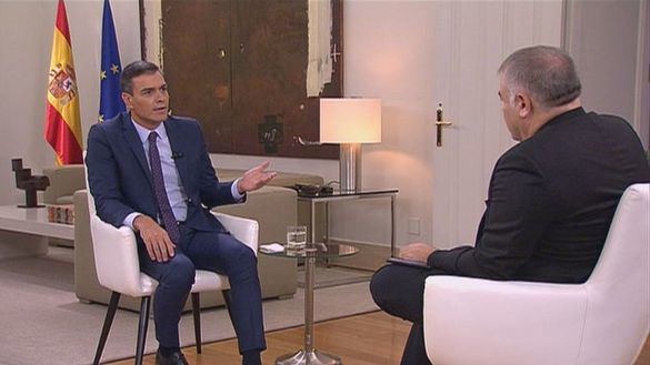 La JEC multa tan solo con 500 euros a Sánchez por usar la Moncloa con fines 